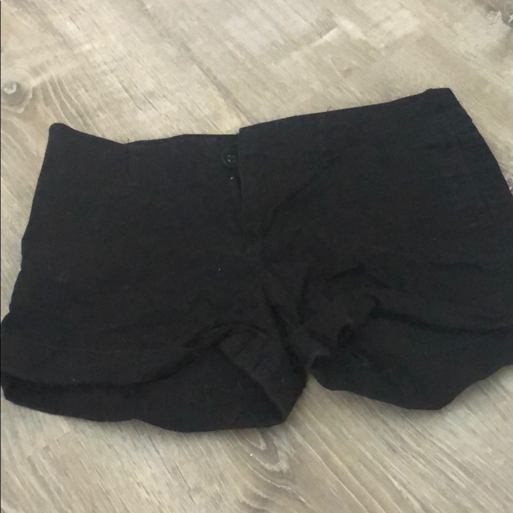Cute black short shorts
